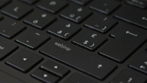 週末にRYT200をオンラインで学習するメリットは？