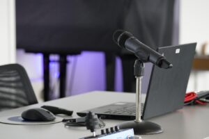 オンラインRYT200おすすめ学校はどこがいい？
